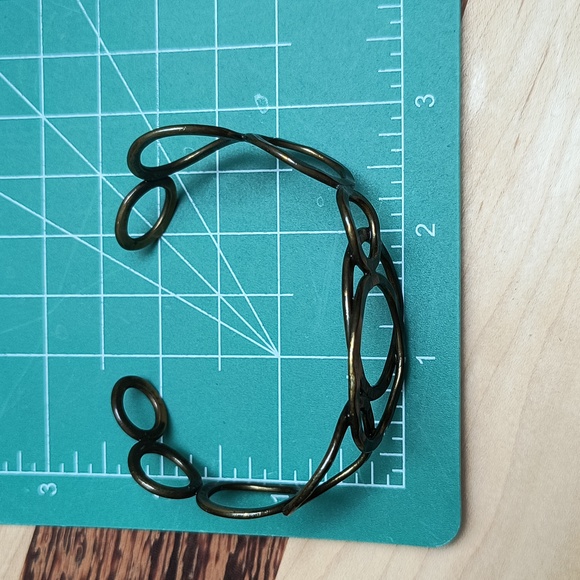 Open Cuff Bracelet Geometric Rare Y2K Old Gold Tone Metal - Picture 5 of 8